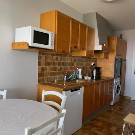 Appartement Les Sables-d'olonne, 3 Pièces, 6 Personnes - Fr-1-422-28