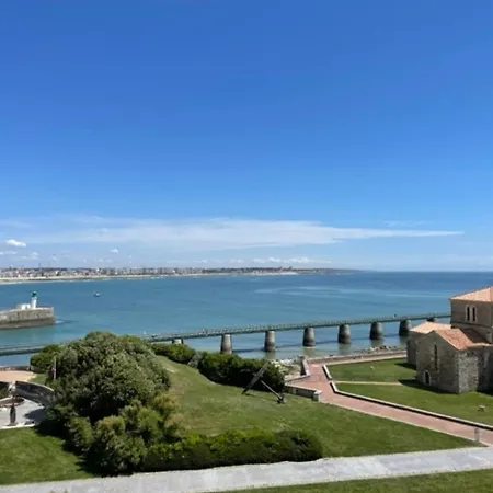 2 Chambres, Proche Mer, Balcon, Parking Securise - Fr-1-422-28 *